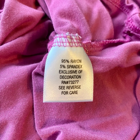 a:glow Maternity Tee - Picture 4 of 5